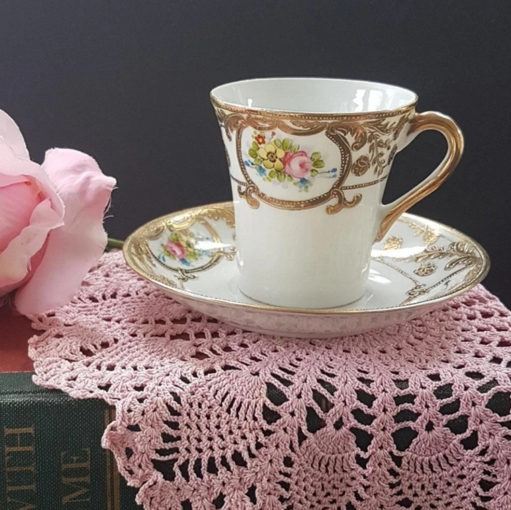 Vintage Tea Cup and Saucer, Hand Decorated Thick Gold Gild, Pink Roses